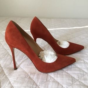 NWOT Sergio Rossi Godiva Suede Pumps Blood Orange